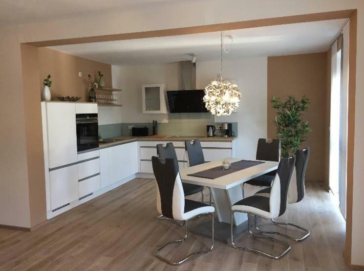 Koblenz Sued Exklusive Und Zentrale Designer Wohnung Eksteriør bilde